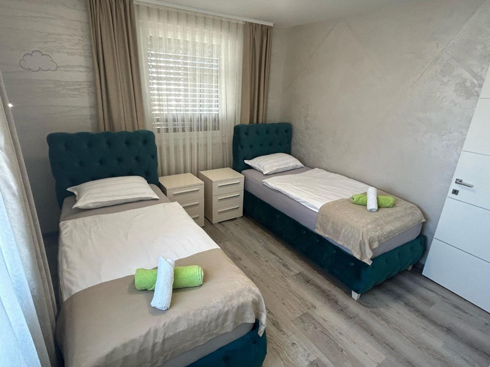 Moste With Pool & Ev Station Appartement
